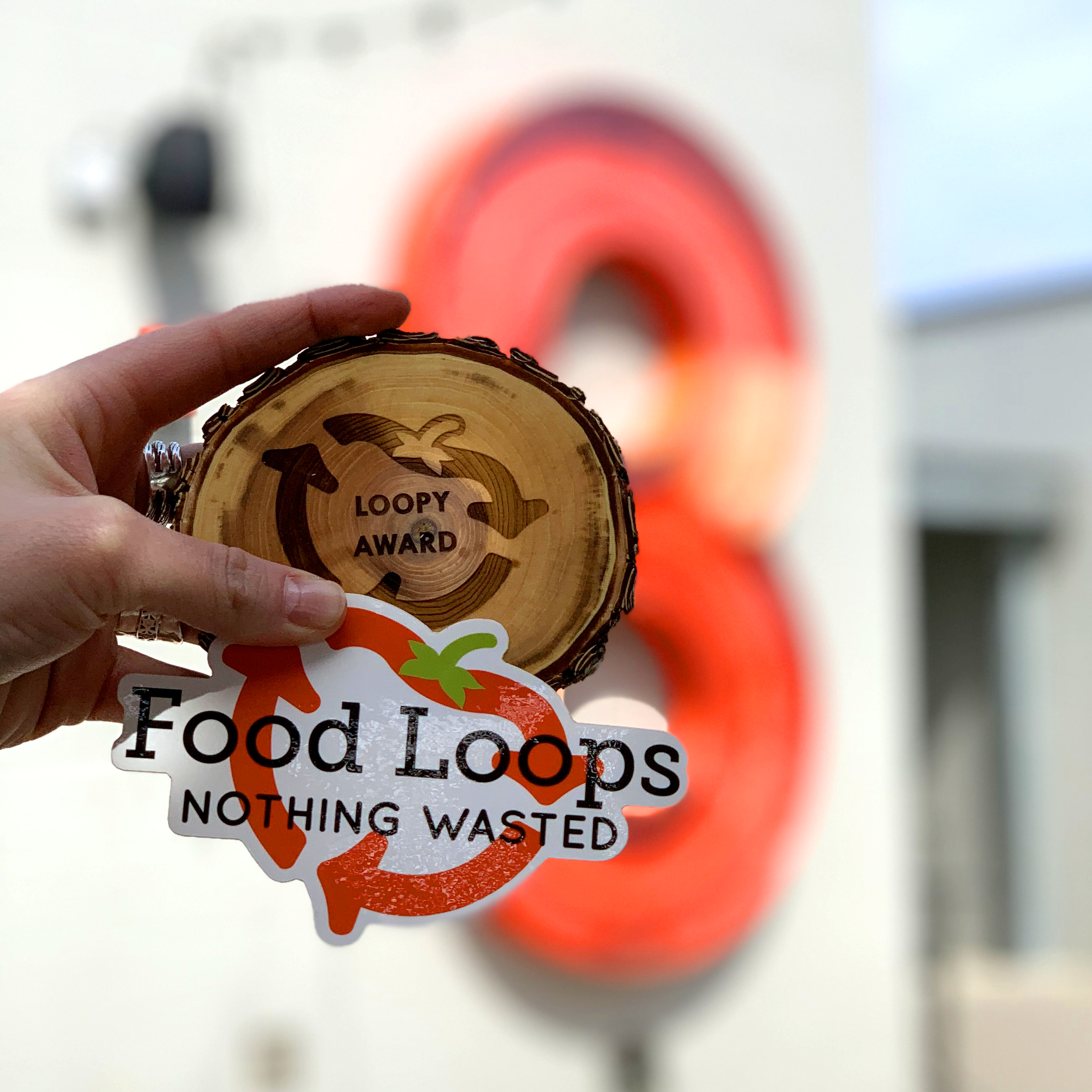 8th Street Market Receives Food Loops Sustainability Award